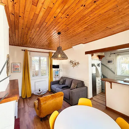 Le Petit Phare Cozy House In Downtown Tatil Evi *